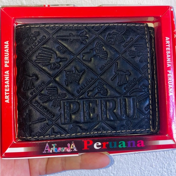 Andean Leather Wallet - Picture 1 of 10